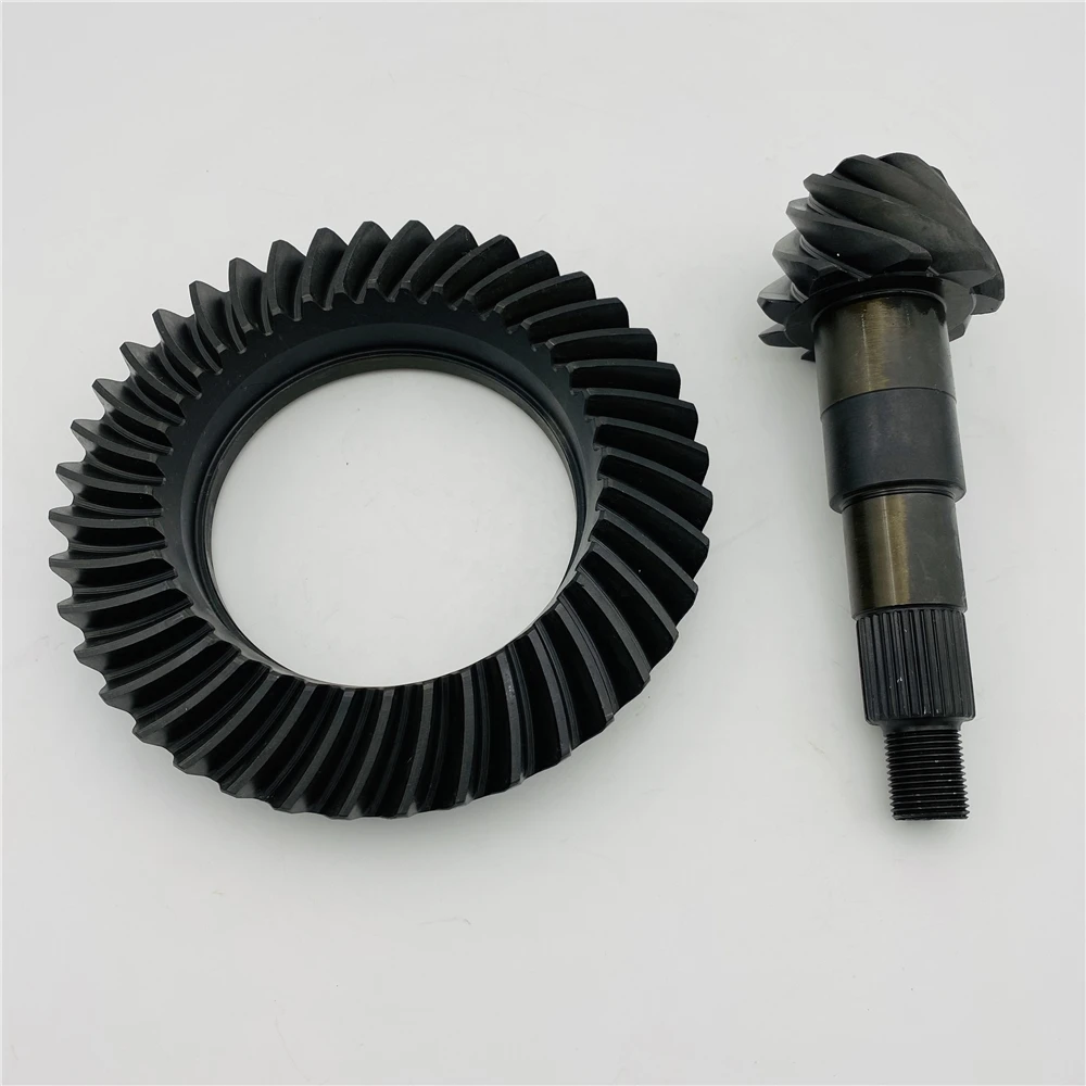 Rear Differential Crown wheel and pinion 9x40 9/40 4.44 for Mazda B2500 B2600 BT50 Ford Ranger