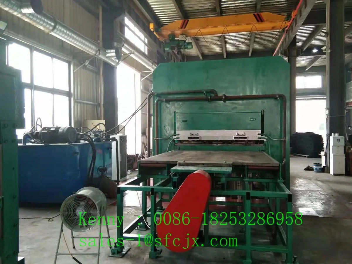 Automobile Rubber Mat Forming Machine / Car Mat Rubber Vulcanizing Press with Dependable Performance