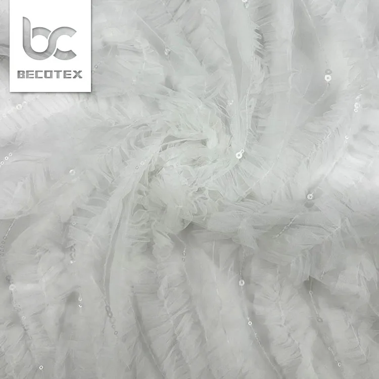 new sequins mesh embroidery wedding fabric 3d white lace embroidery tulle fabric wholesale
