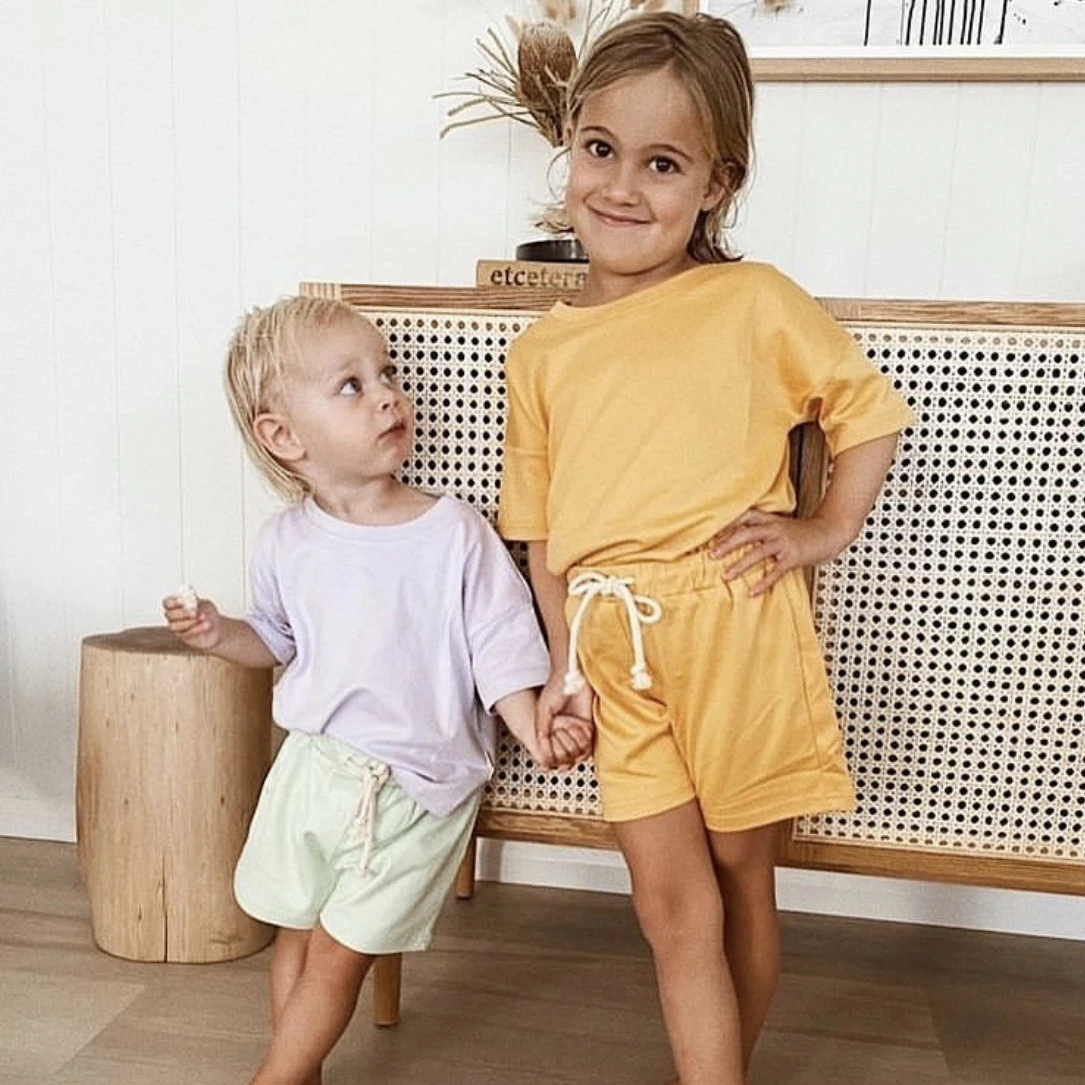 
2021 cotton kid clothing set macaron plain solid solor children t shirt and short 2 pcs set children girl sports clothes sets 