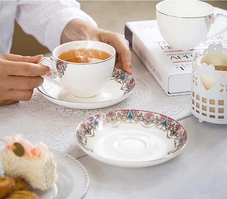 Best quality luxury ceramic pattern English afternoon tea cup saucer elegant inlay diamond china coffee cup gift set