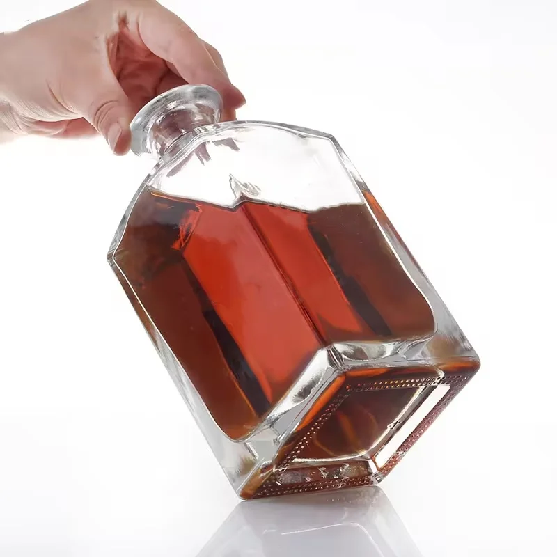 Оптовая продажа Квадратная бутылка ликера 70cl супер прозрачный вес тяжелый виски бренди Ром Текила водка джин пробка стеклянная вина 700 мл