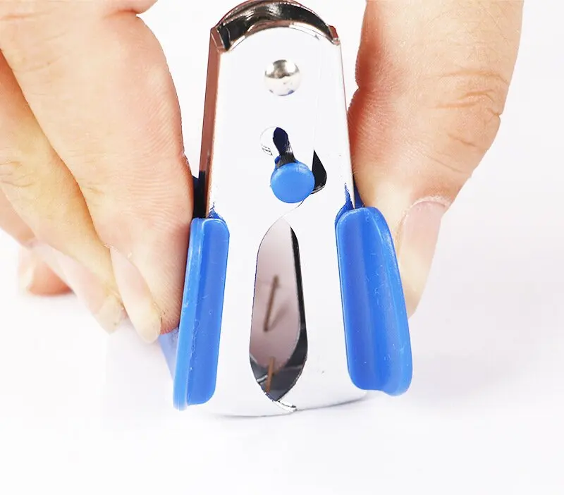 Office Supplies Universal multifunctional  Mini Nail Remover Nail Remover Financial Stationery Nail Remover