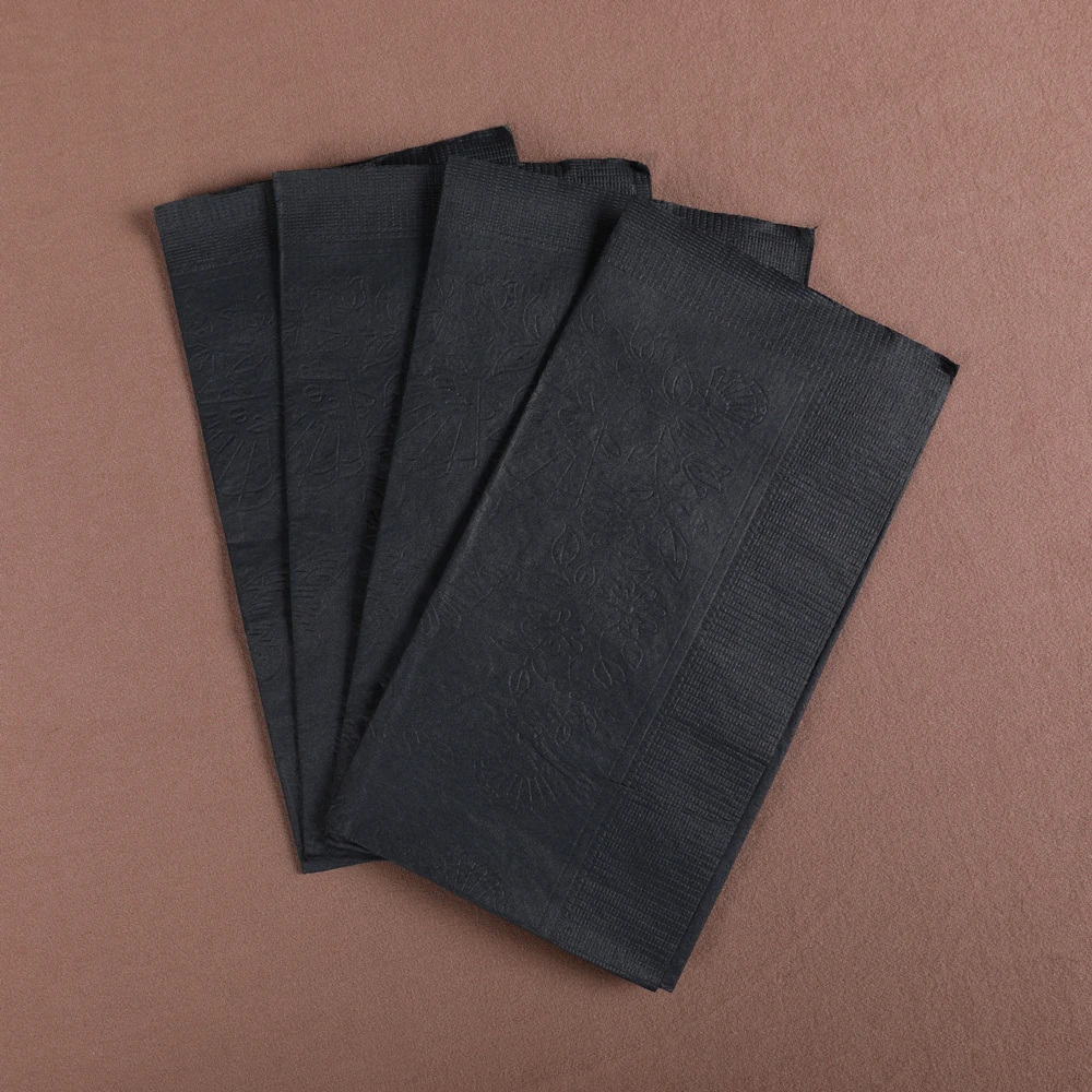 Черные бумажные обеденные салфетки с логотипом