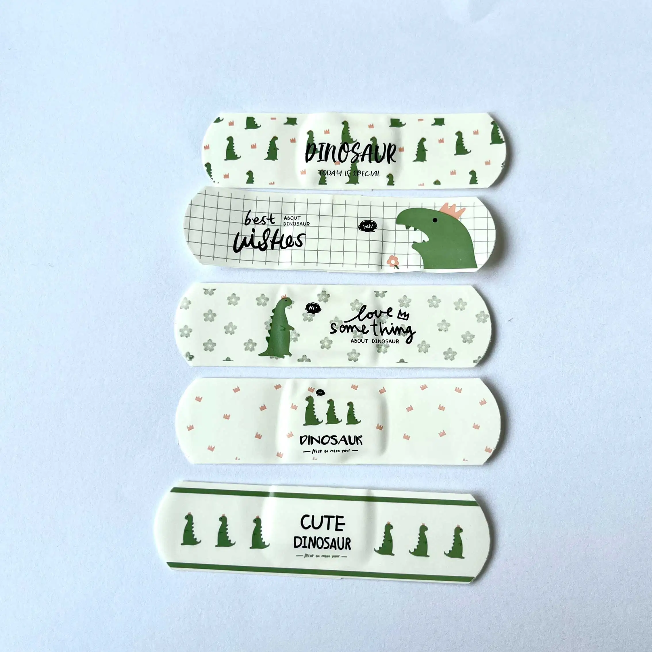 Cartoon Band Aids Breathable PE Material Safety Feature