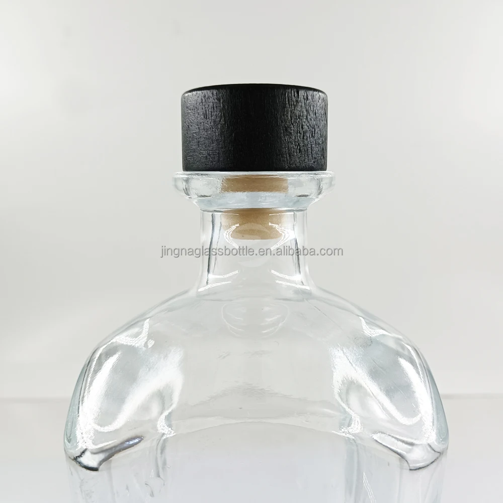 Wholesale 700ml cube Transparent 750ml Glass Bottle WIth Cork Stoppers