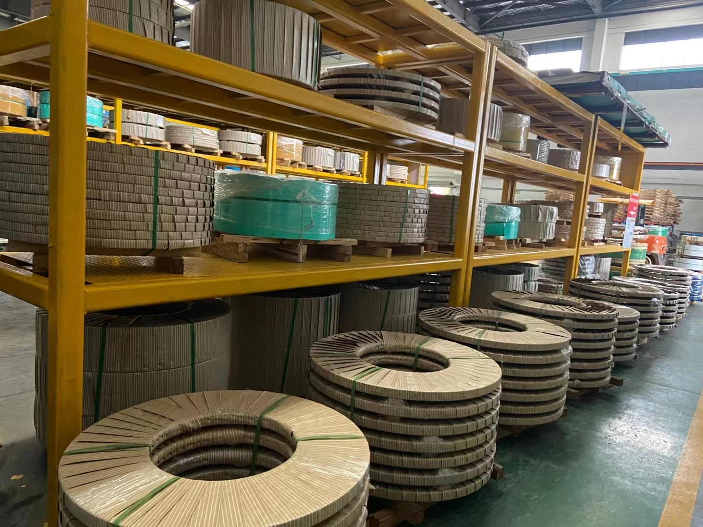 Alloy 1050 1060 1070 1100 3A21 3003 3103 3004 5052 8011 low price Aluminium strip in coil (alu strip)