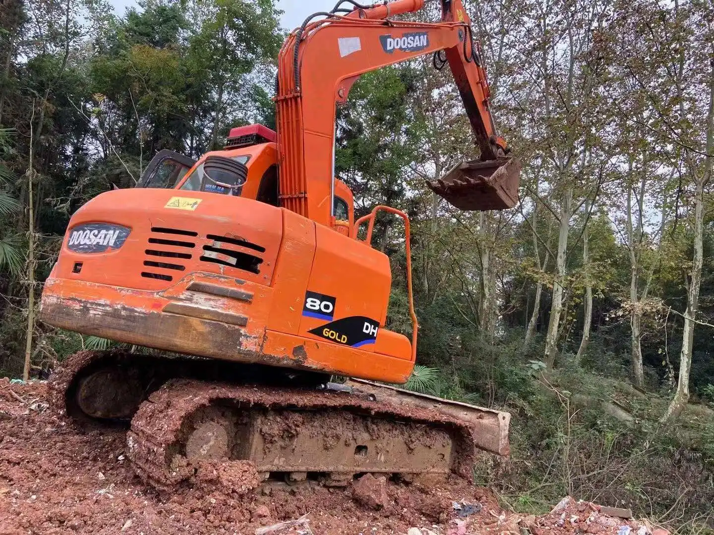 Good condition used excavator 8 ton dh80-7 dh80 gold doosan excavator crawler used excavator for sale