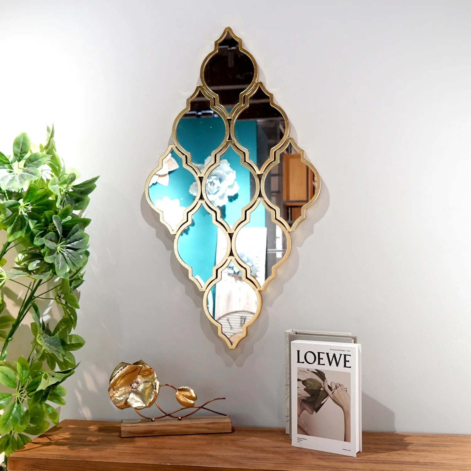 New Style Mirrord Decor Wall Special-Shaped Mirror Iron Frame Gold Luxury Contemporary Customization Wall Mirror