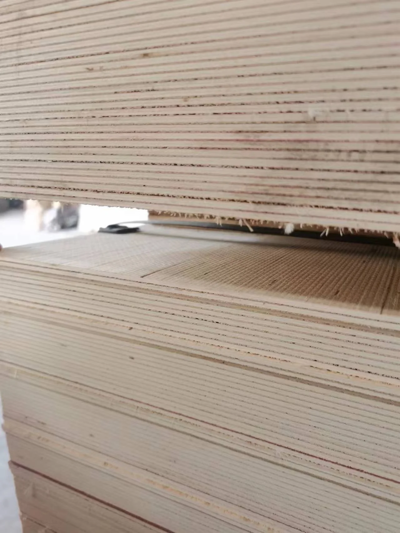 Wholesale China Factory 18mm Brown/Black Film Faced Plywood For Construction