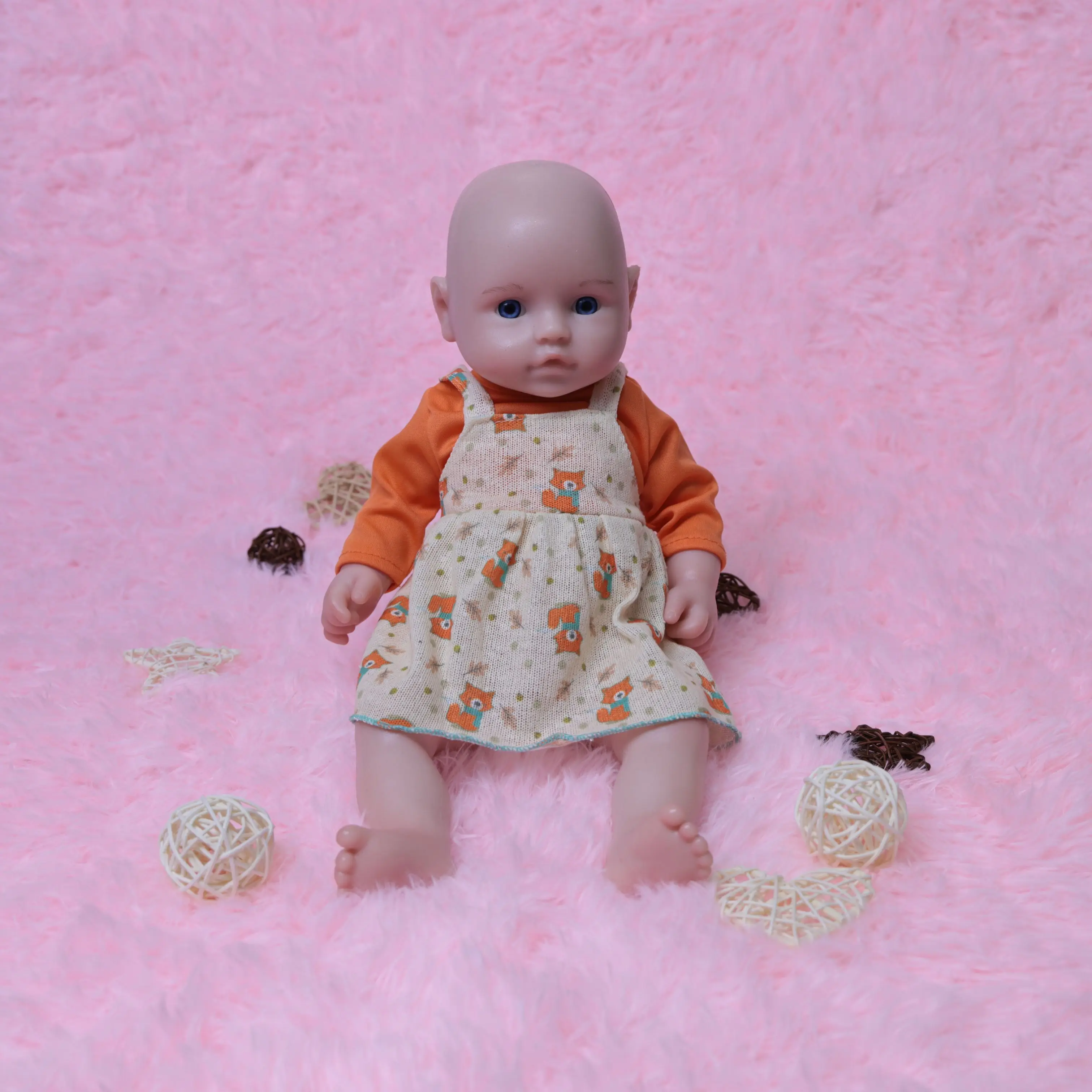 16.5inch Real Reborn Doll Baby Silicone Body(girl) Newborn Baby Lifelike Painted Skin With Pacifier bottle and outfit for gifts