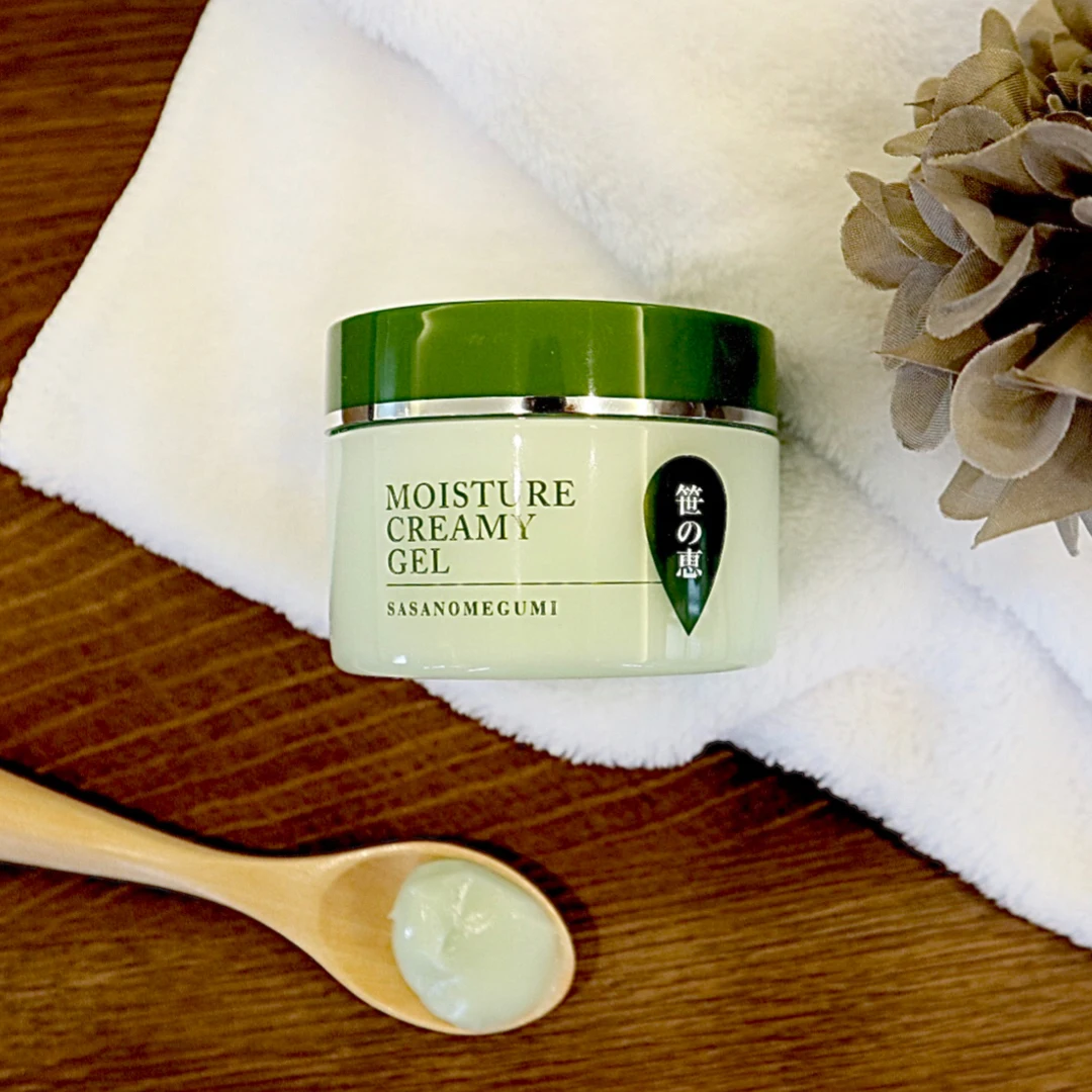 Cosmetic Facial Anti Aging Cream For Sensitive Skin And Dry Skin