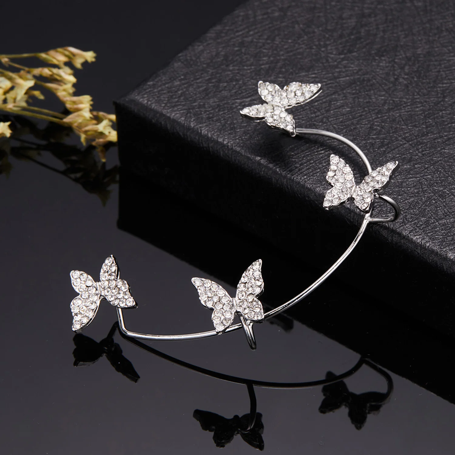 Rinhoo Gold Silver Color Sparkling Zircon Butterfly Ear Clips Non-Pierced Korea Crystal Animal Ear Cuff Earrings Wedding Jewelry