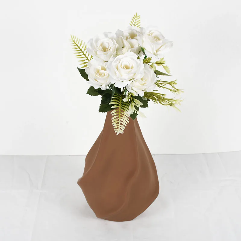 Hot Selling Decoration Office Desktop Living Room Flower Vase Ceramic wavy Flower Vase