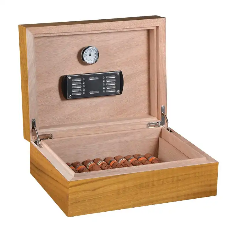 cigar humidor18.jpg
