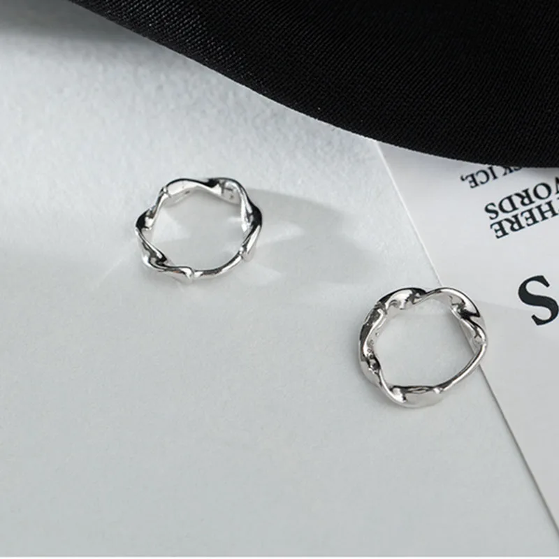 925 Sterling Silver Hot Sale Korean Twisted Earrings Simple Temperament Exquisite Semale Sexy Jewelry