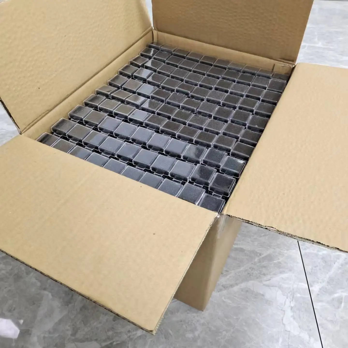 Plastic Dental Crown Box With Sponges With Lock