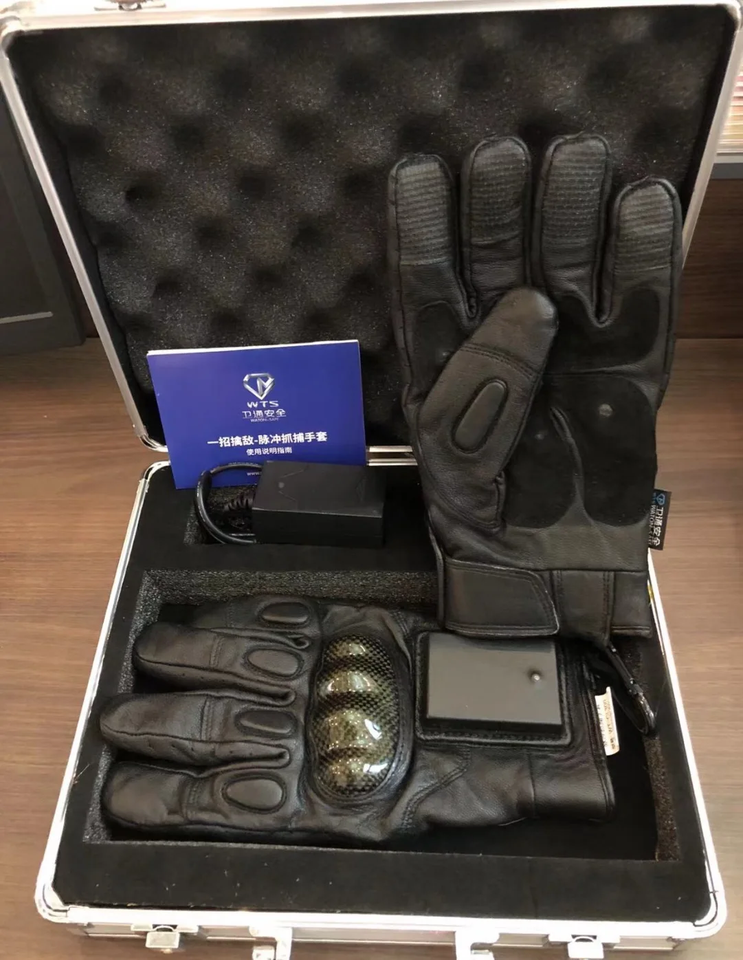 Tactic Training Glove Knuckle Protection Personal Defense Equipment Pulse electric Combat Tactical Gloves For Custom All Finger