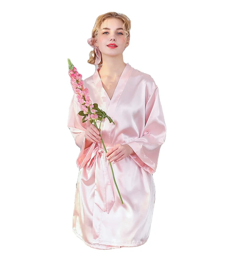 Женские шелковые платья с вышивкой и индивидуальным логотипом