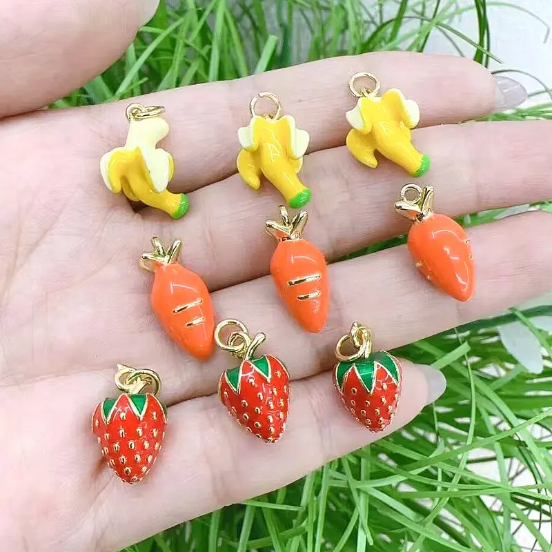 CH-LHP1756 Lovely Enamel Yellow Banana Pendant Gold Plated Strawberry Charms Heart Charms Enamel Orange Carrot Charms Wholesale