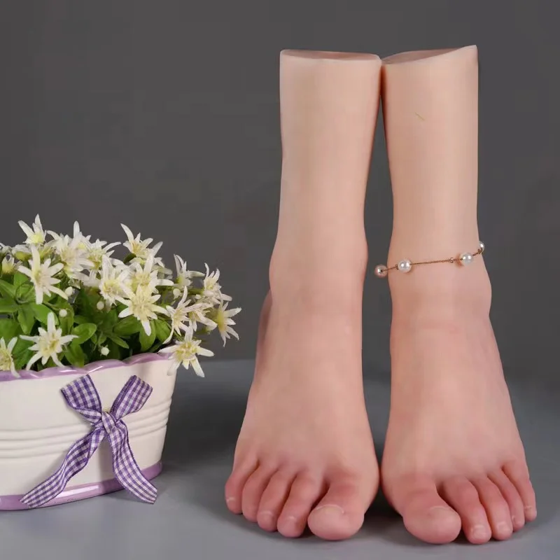 Realistic Silicone Female Foot Girl Legs Mannequin with Bone for Jewelry Display
