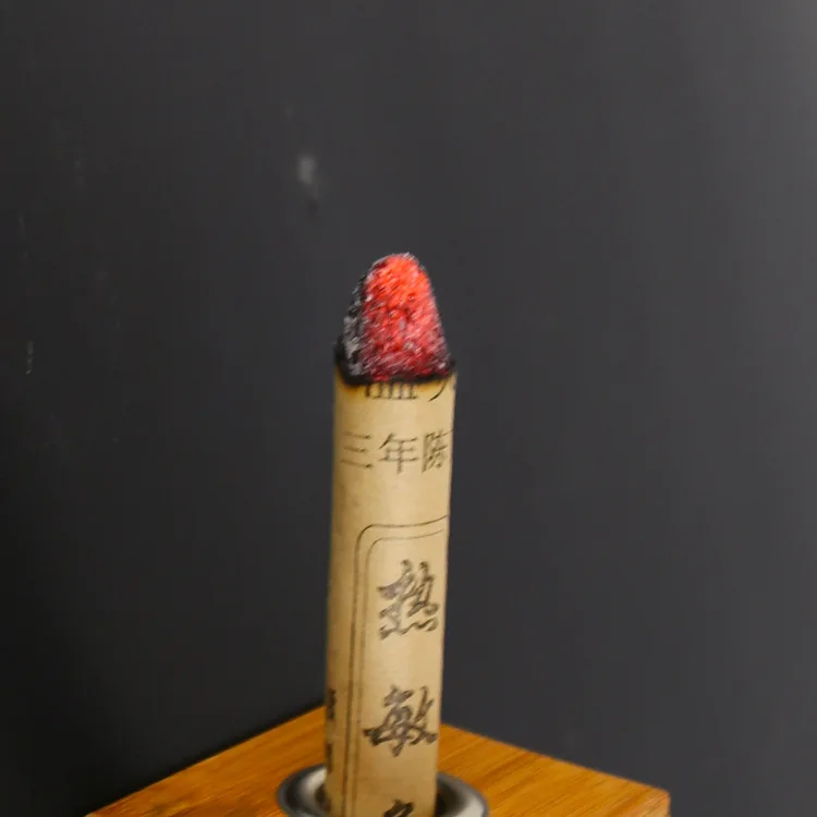 Wholesale High Quality Warm Moxibustion Pure Moxa Sticks Handmade Moxa Rolls