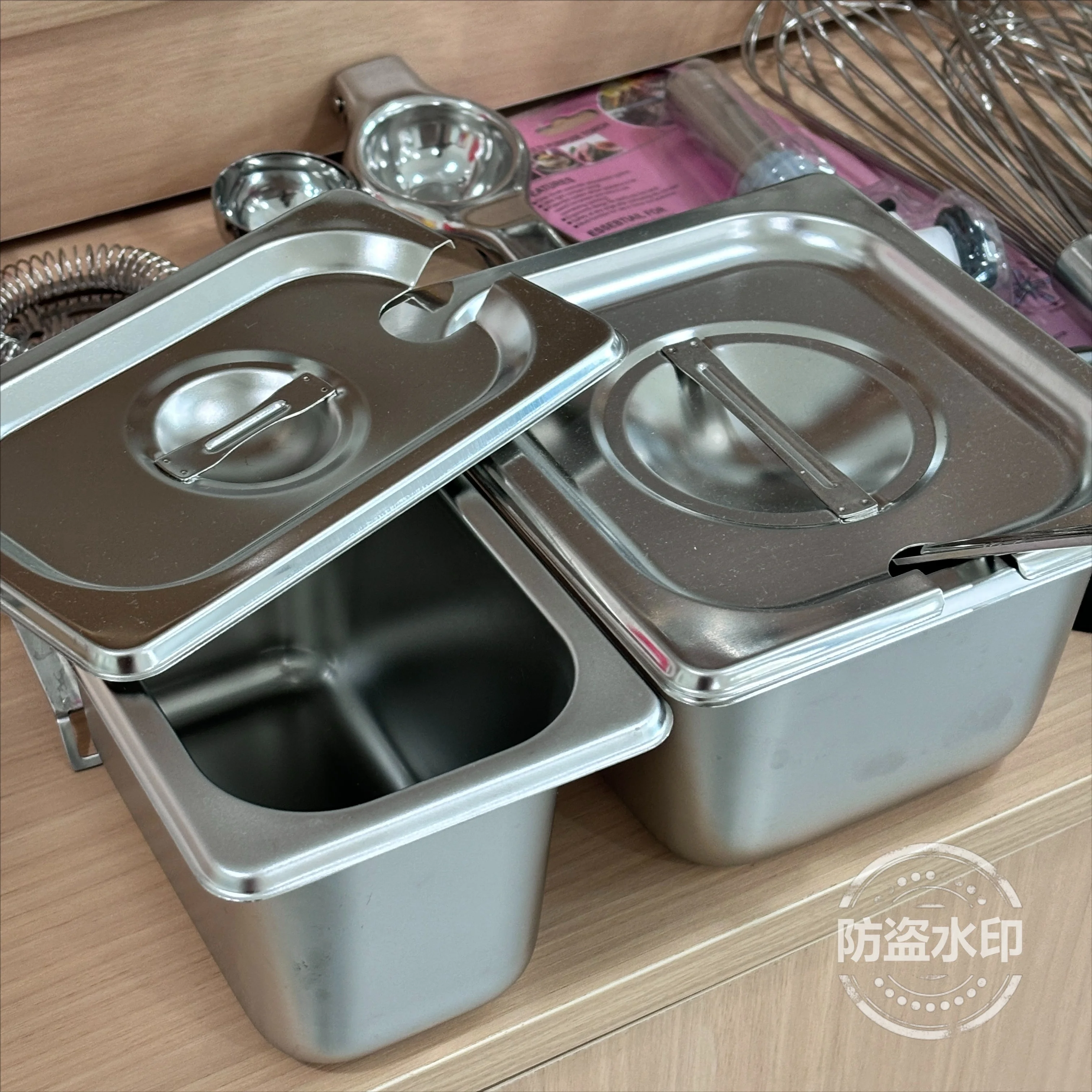 Food Grade Stainless Steel GN Pan Lid for Hotel & Restaurant Use Easy Cleaning Square Shape Catering Storage 1/6 GN Pan Table