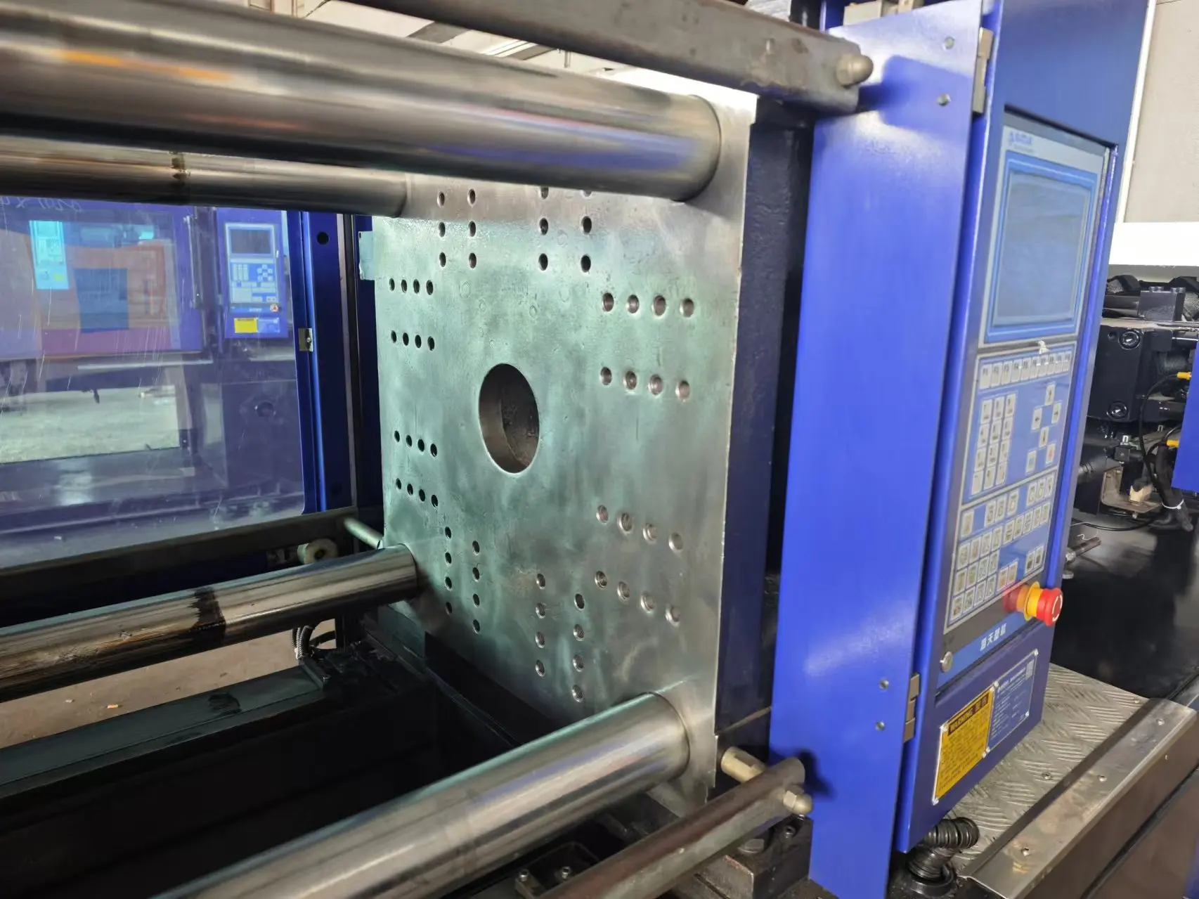 Secondhand Haitian MA3 1600SE servo original injection molding machine 160 tons horizontal plastic molding machine factory price