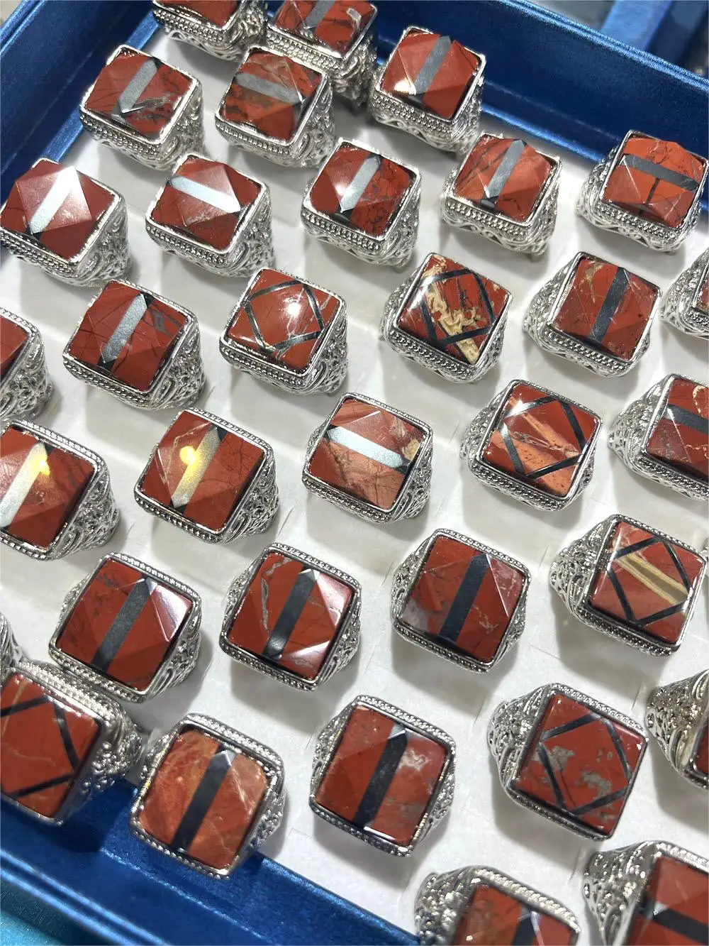 Factory Price Cheap Stone Men Rings Red Jasper Splicing Black Agate Ring Silver Color Copper Rings Jewelry Gift Stall Good