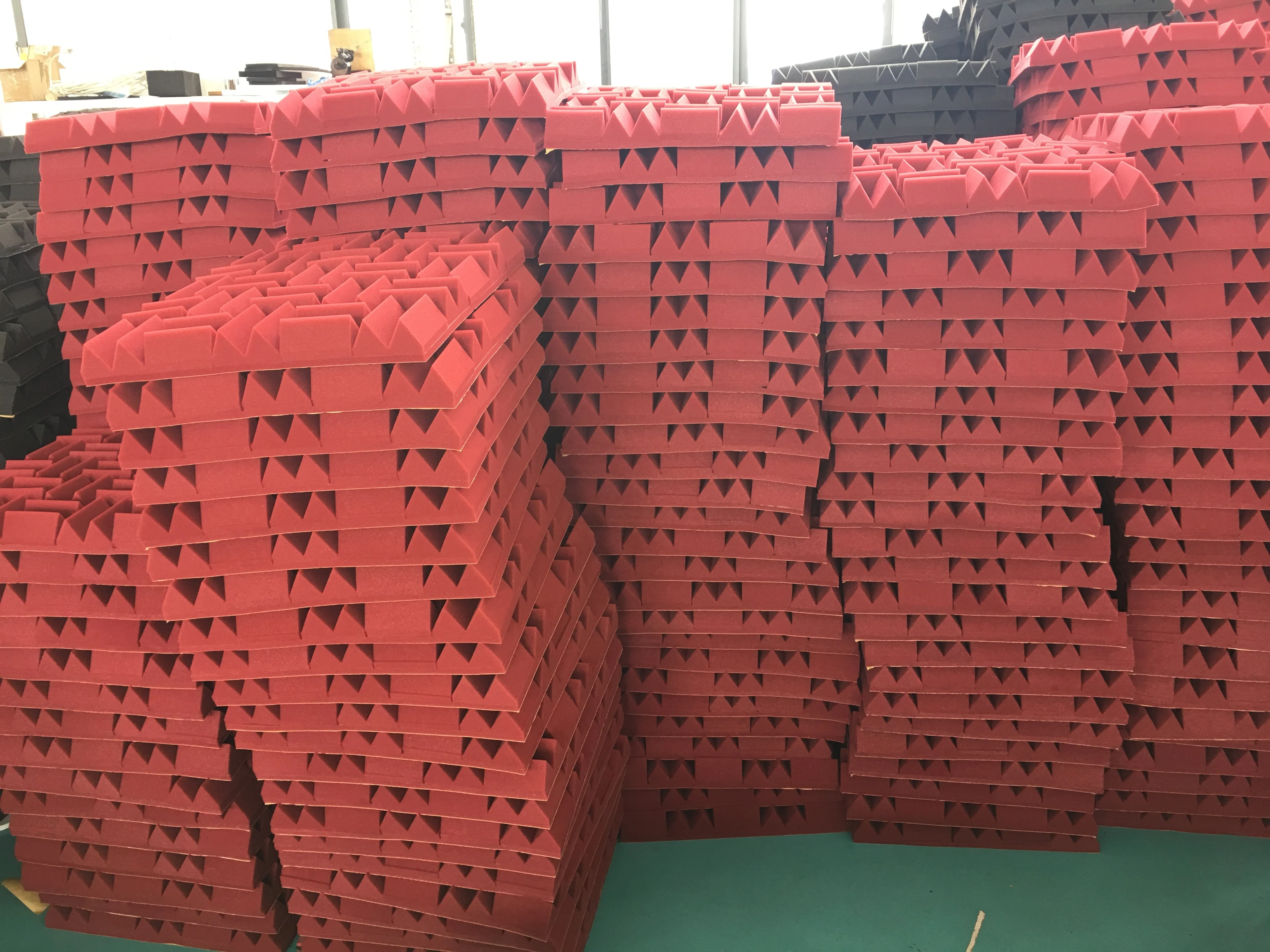 Звукоизоляционная губка в форме яйца для студии/Аудио/записывающей комнаты