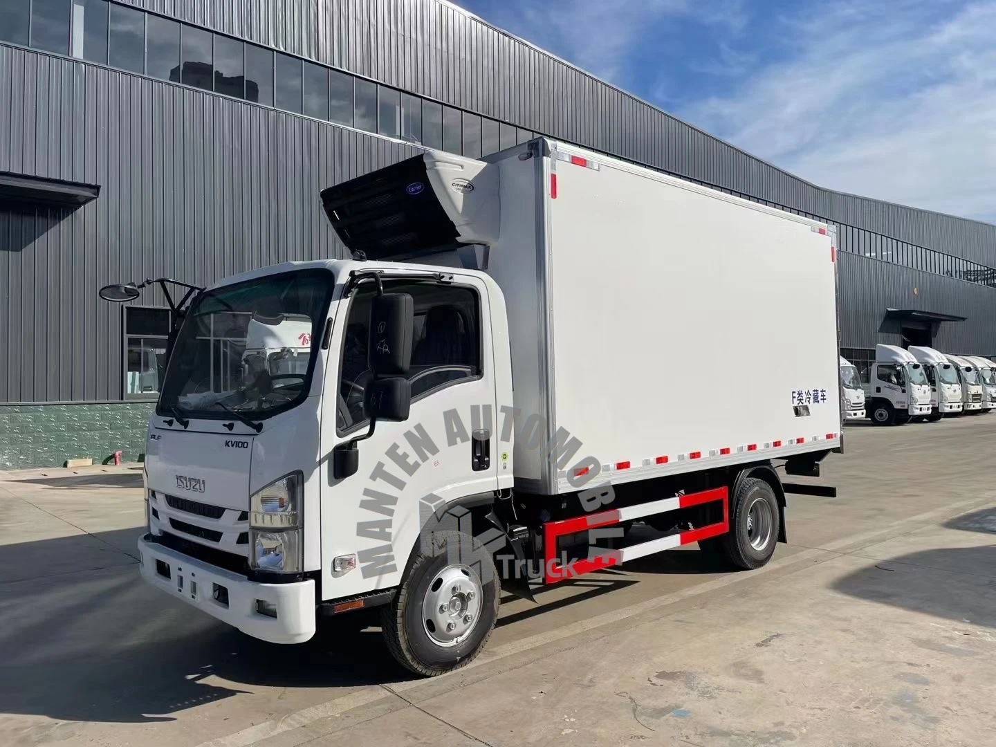 ISUZ U 3360mm Wheelbase 4 Cylinder Diesel Engine/ 7300kg Gross Weight/ 98HP 120HP 130HP Refrigerated Van Cooling Truck Hot Sale