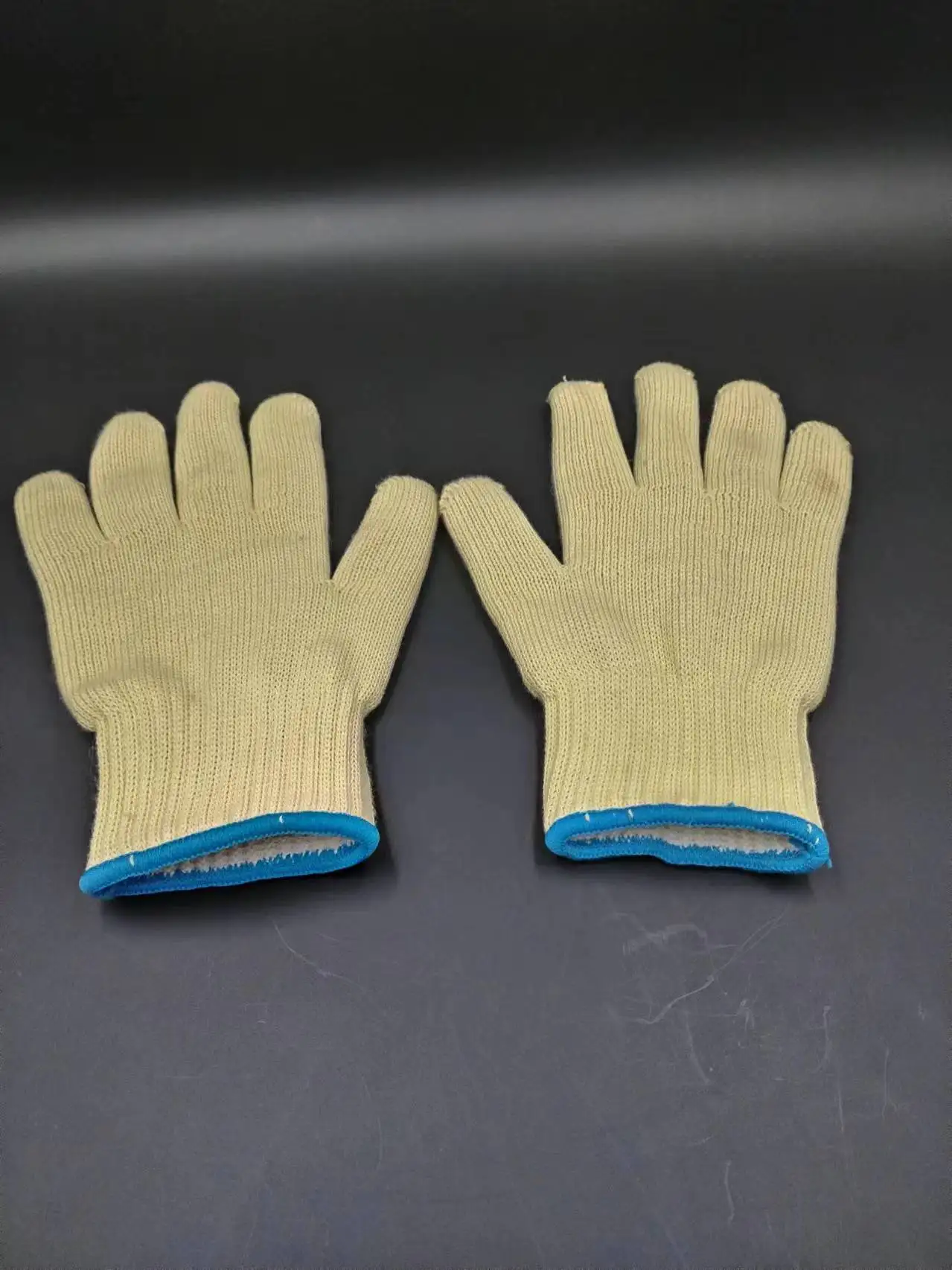 Gloves of all sizes price good safety gloves ready for export