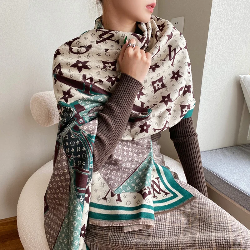 Wholesale Fashion Heavy Winter Autumn Scarfs Super Soft High Quality Alpaca Blankets Woolen Extra Large Scarf