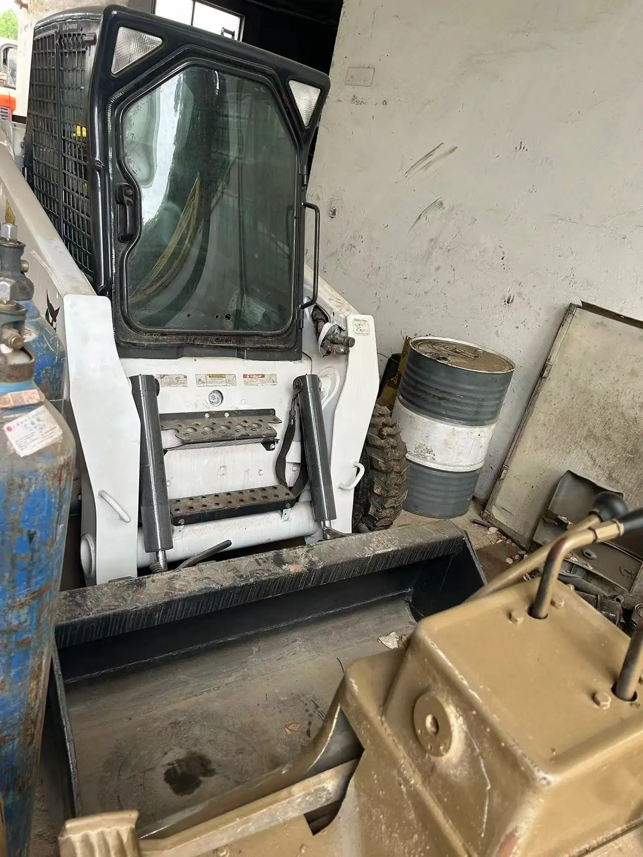 Хорошее качество б/у погрузчик S160