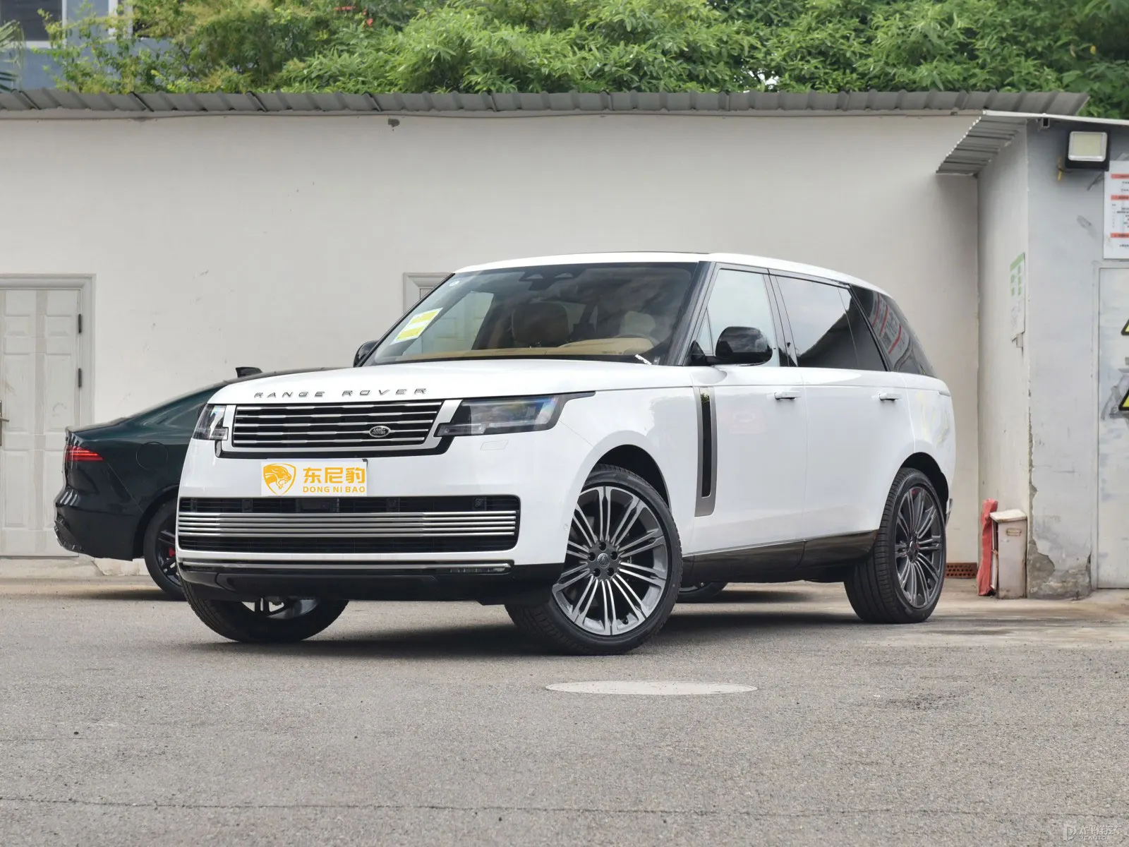 Лидер продаж 2023 б/у Rand Rover Range спортивный Новый энергетический роскошный автомобильный турбодвигатель R20 размер шин кожаные сиденья задняя камера Китай