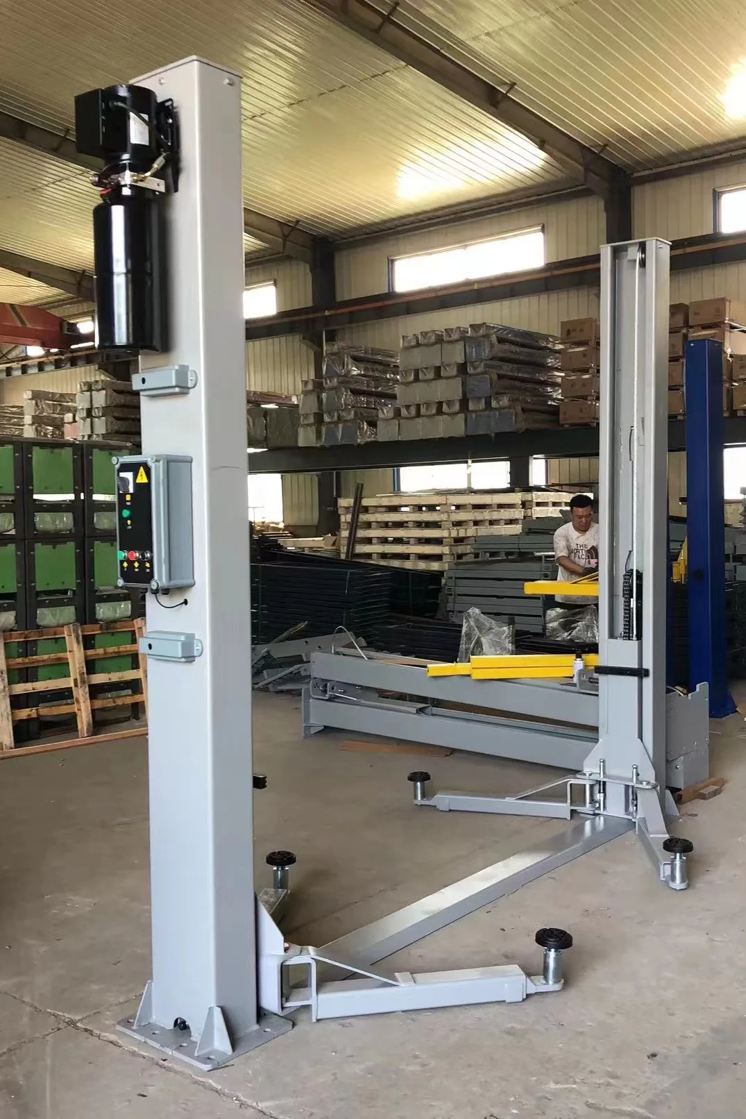 Workshop Electric release 4000kg Floor Plate Hydraulic Car Lift Electric unlock Two Post Car Lift