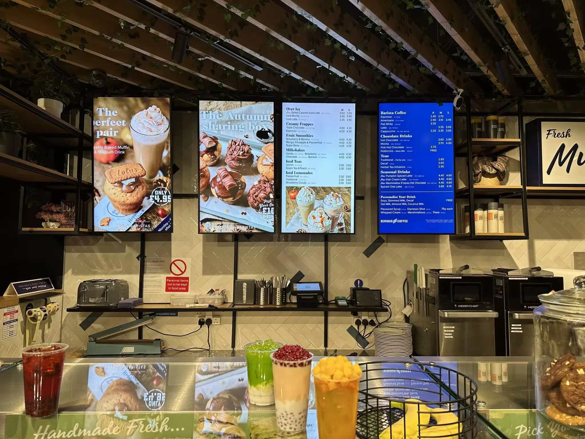 21.5 Wall Mounted TFT Commercial Display LCD Advertising Screen Digital Signage For Restaurant Digital Display For Menu