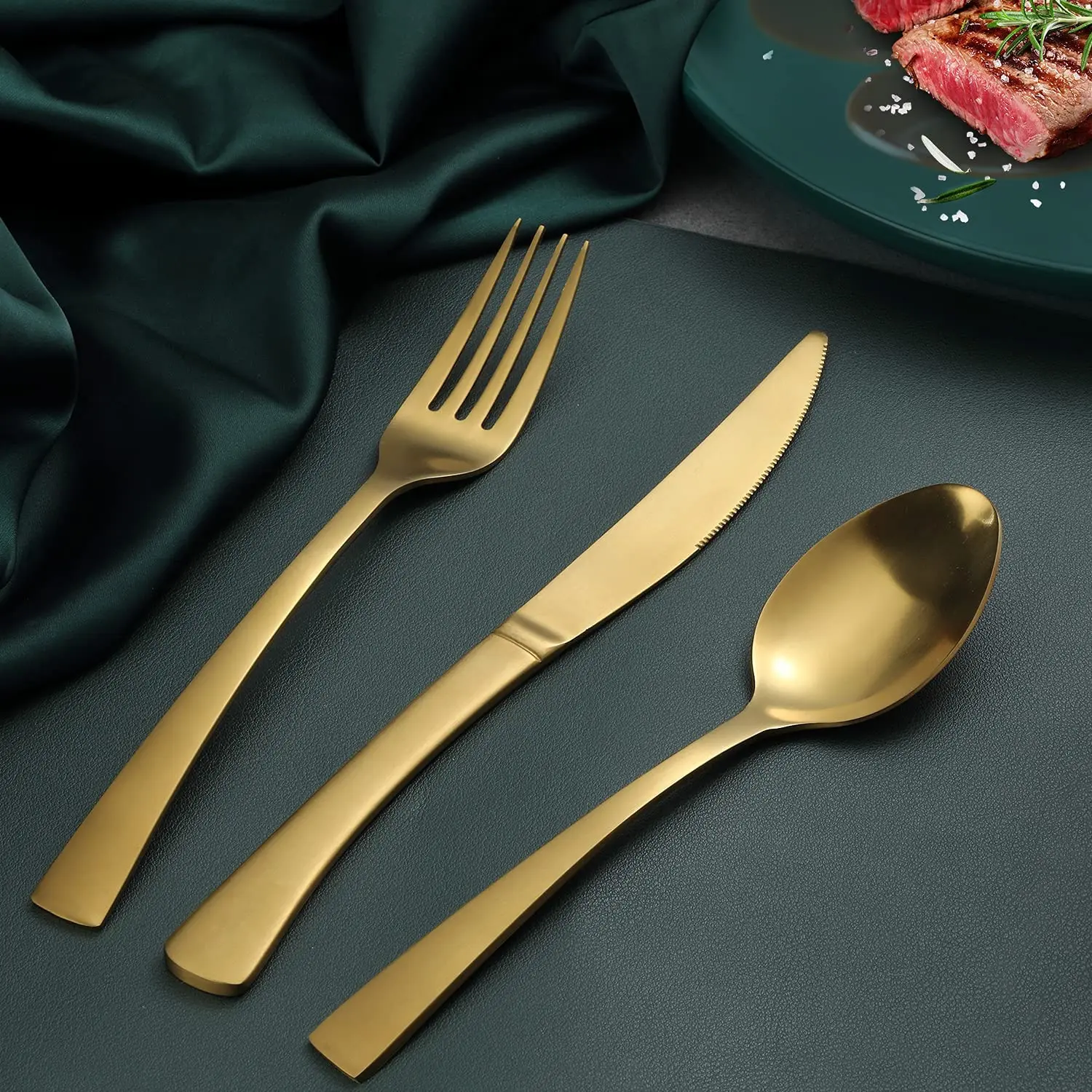 Wholesale Restaurant Hotel Matte Silverware Stainless Steel Gold Plated Wedding Restaurant Cutlery Sets Silverware Flatware Set