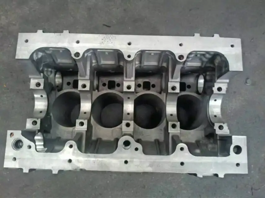 Factory Price Engine Parts Cylinder Block 4TNV94
