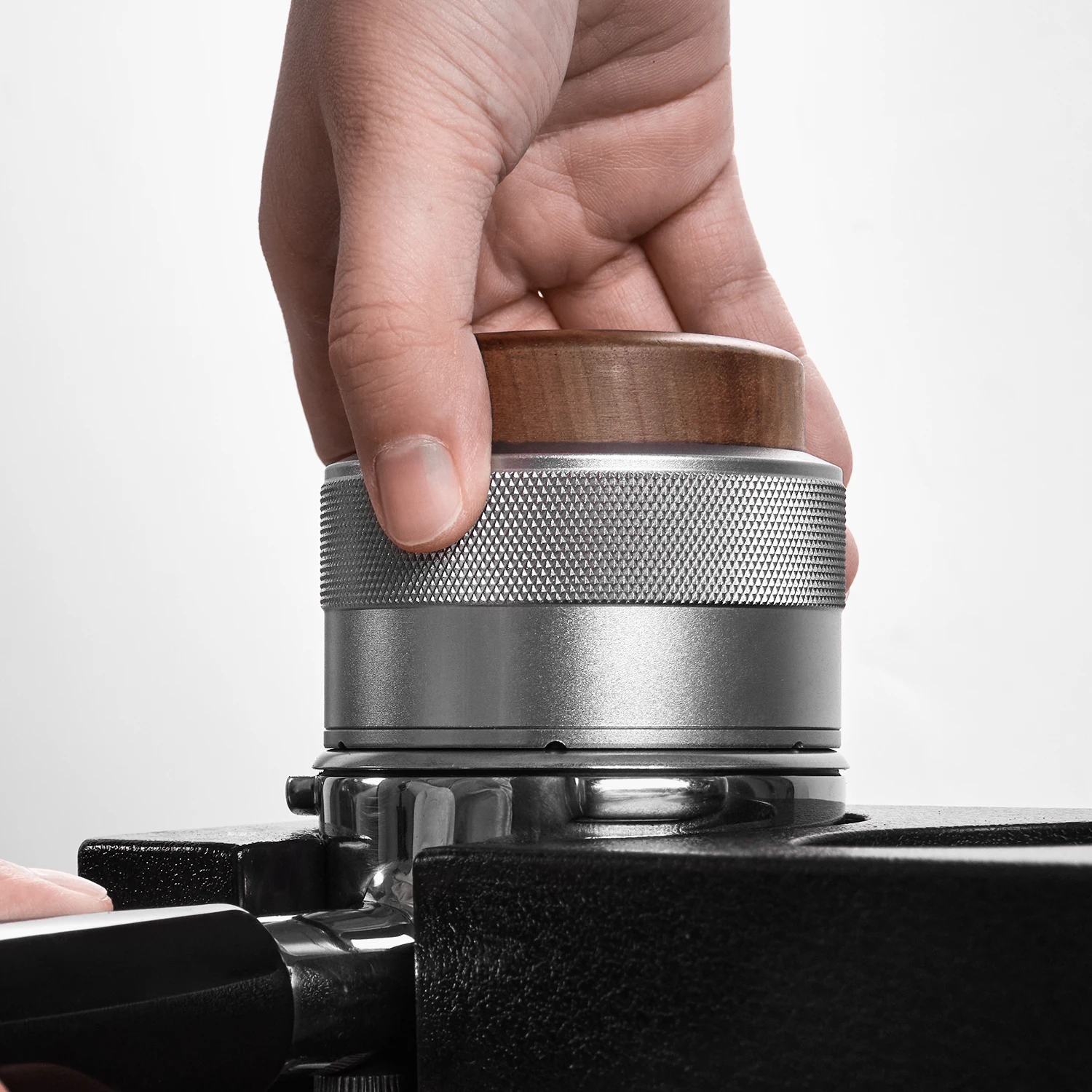 New Barista Tools 2 in 1 Walnut wood Lid constant 304 Stainless Steel  51mm 53mm 58mm Tamper Coffee Leveler Coffee Distributor