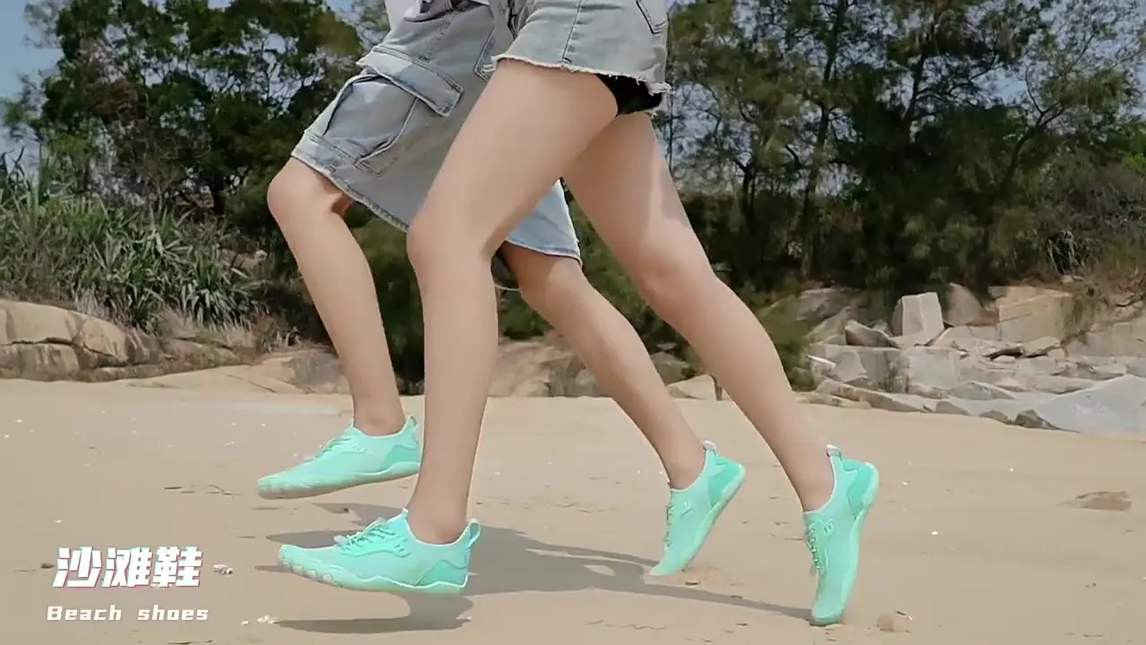 Outdoor new five-finger river shoes non-slip beach shoes wading fast dry diving shoes swimming fitness cycling