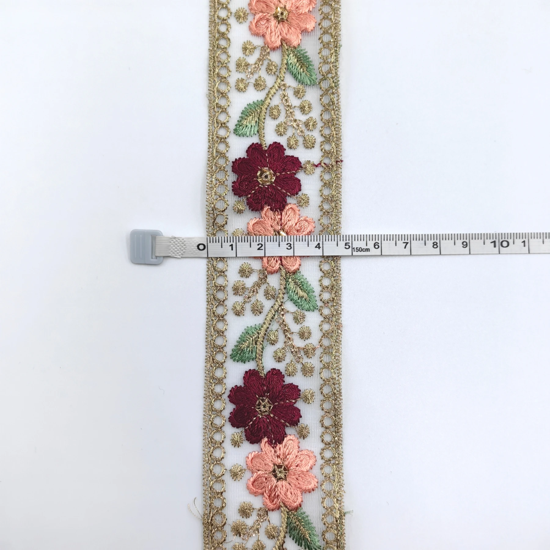 Hot Selling Gold Thread Bone Rope National Wind Multi-color Lace Embroidery Lace bar Code Dai Dance Clothing Design Accessories