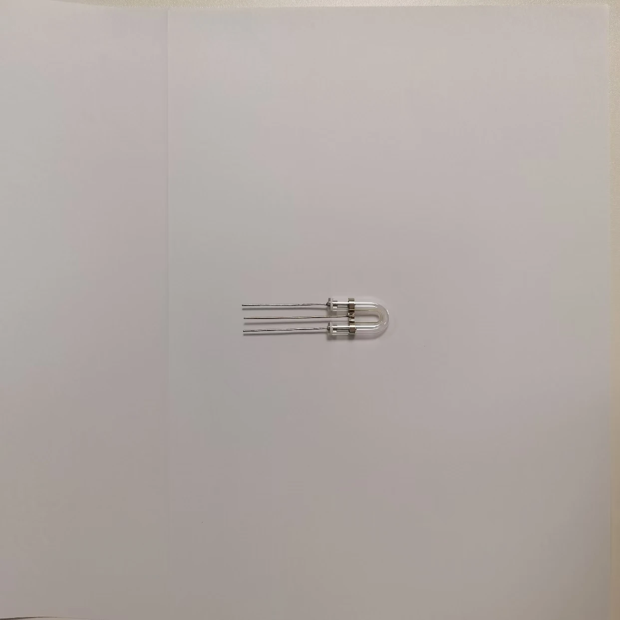 Factory direct sales: Xenon flashlights used for traffic lights, safety lights, and emergency beacons