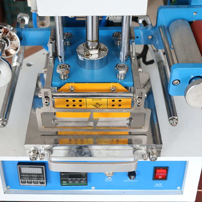 Best selling Lures Card Cloths Printer Heat Press Machine Hot Foil Stamping Machine
