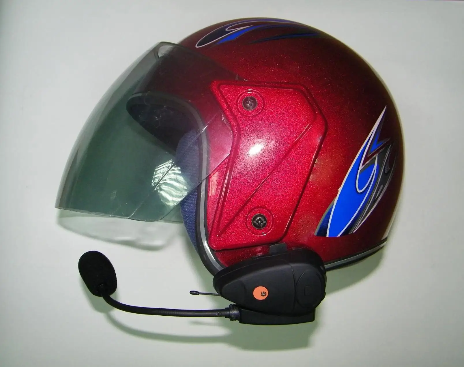 Motorcycle helmet BT with intercom up to 500 meters