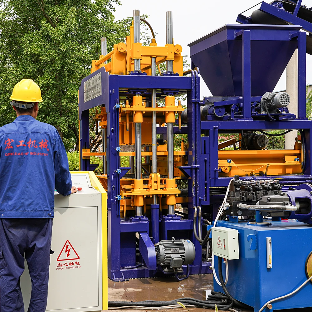 QT5-15 Fully Automatic Hydraulic Press Cement Concrete Hollow Brick Molding Machine For Sale