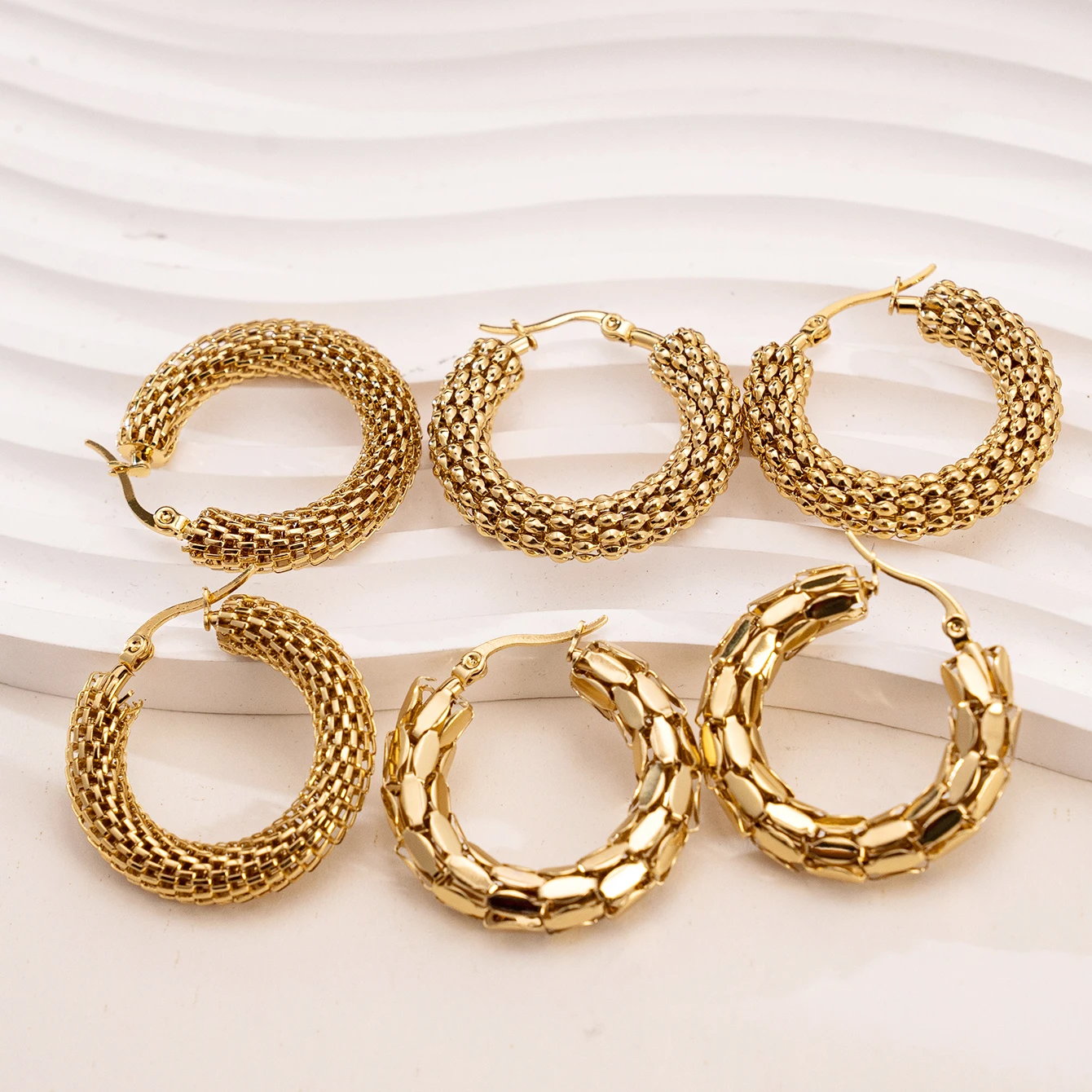 JE004 3Pairs/Set Fashion Steel Corn Chain Chunky Huggie Earrings Gold Plating Hollow Out Snake Scale Cuff Earrings For Women