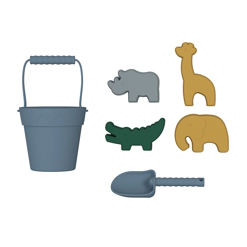 Customized wholesale BPA free Portable Silicone Sand Bucket Toys Kids Baby Silicone Beach Toys