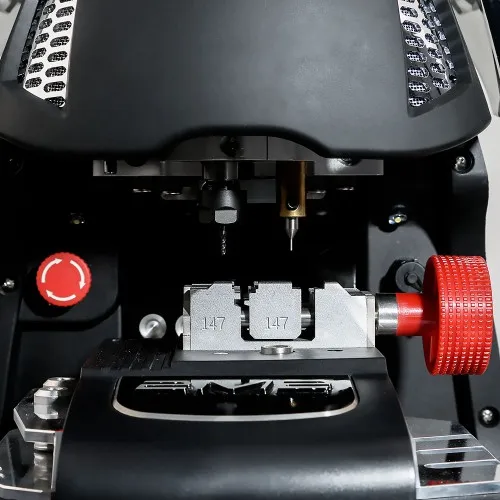 Автоматическая машина для резки автомобильных ключей 2M2 Magic Tank стандартная версия (без батареи) с базой данных 2019