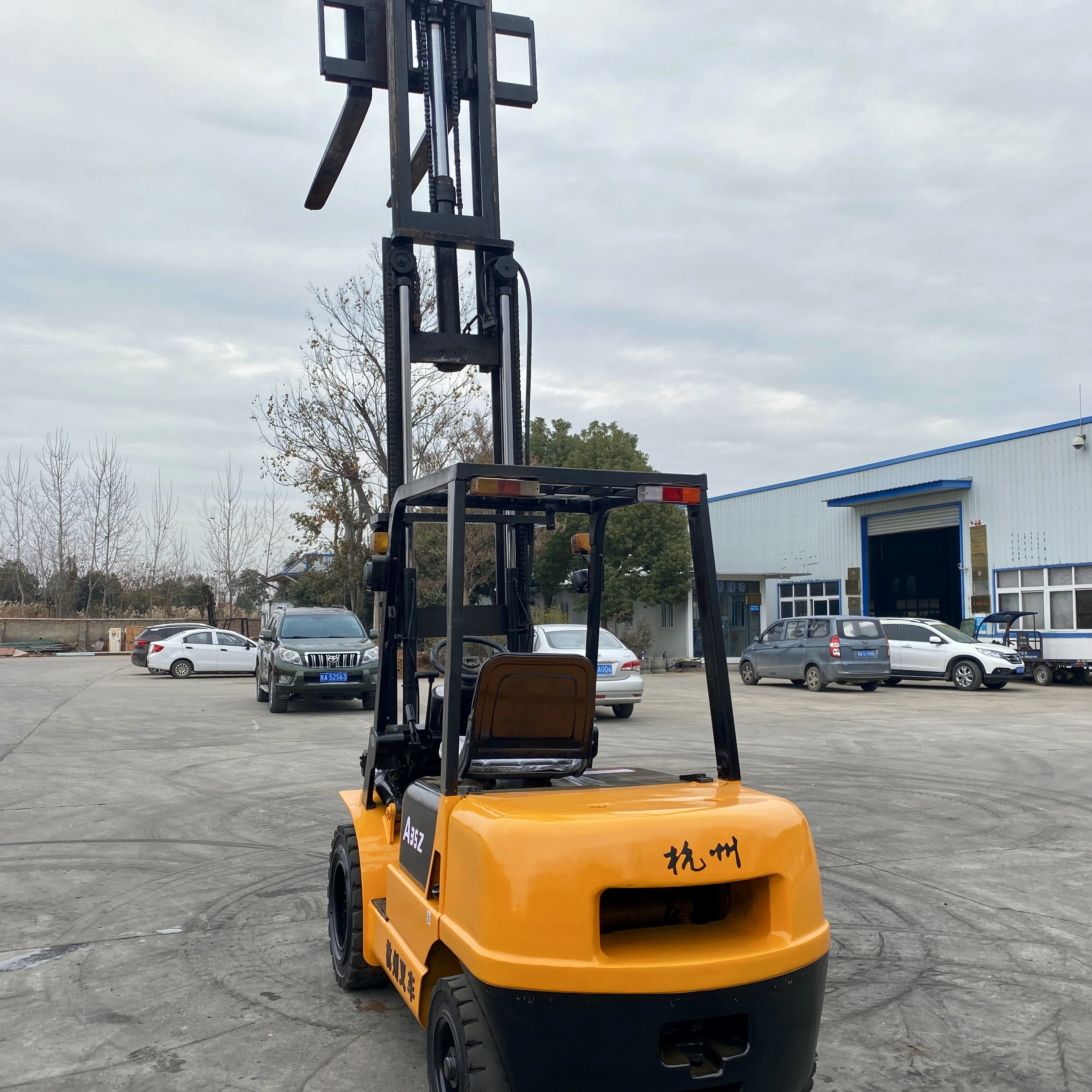Used Forklift Original Diesel Wheel-Type Hangcha A35Z  used multifunctional forklift of Hangzhou Forklift with Price Discount
